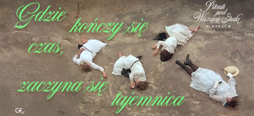 kilka dziewczyn w białych sukniach lezy nie4przytomna na ziemi
