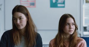 kadr z filmu być kochaną